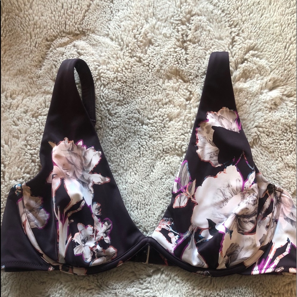 Athleta Bikini Top